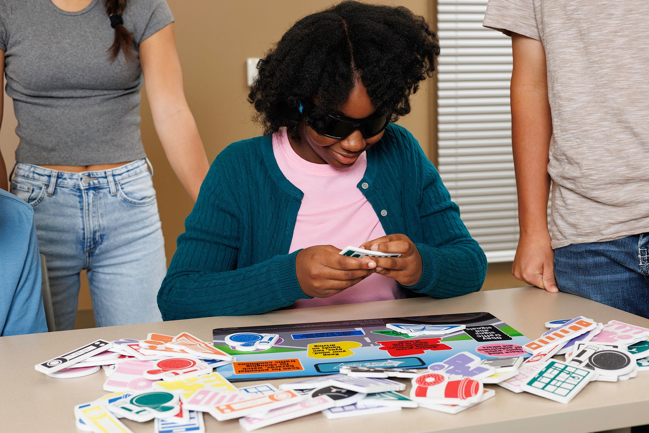 Girl Playing Game Drowsy & Distracted Driving Fatal Vision Program Small Kit - Image 2