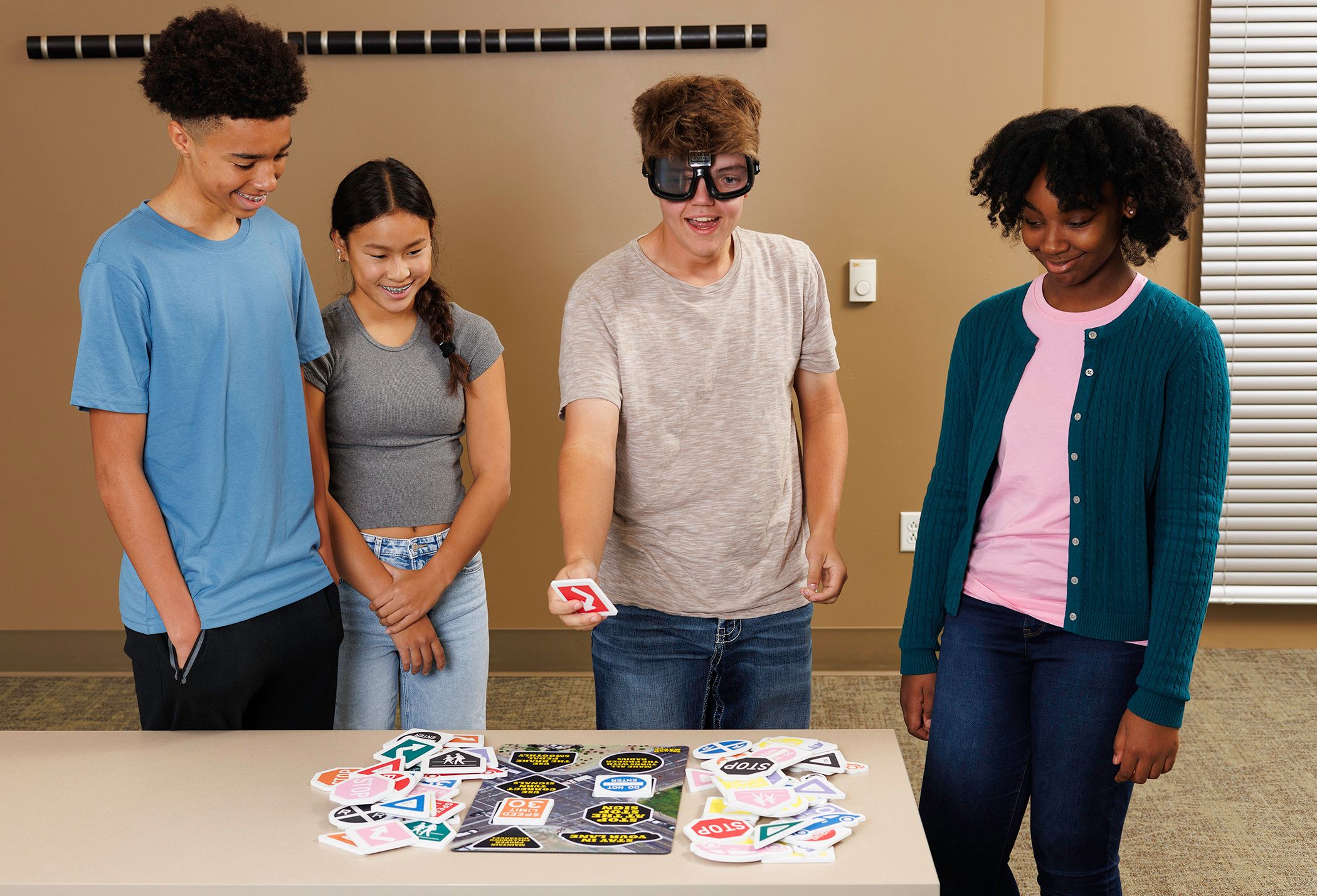 Card Game 2 Alcohol Fatal Vision Event Medium Kit - Image 6