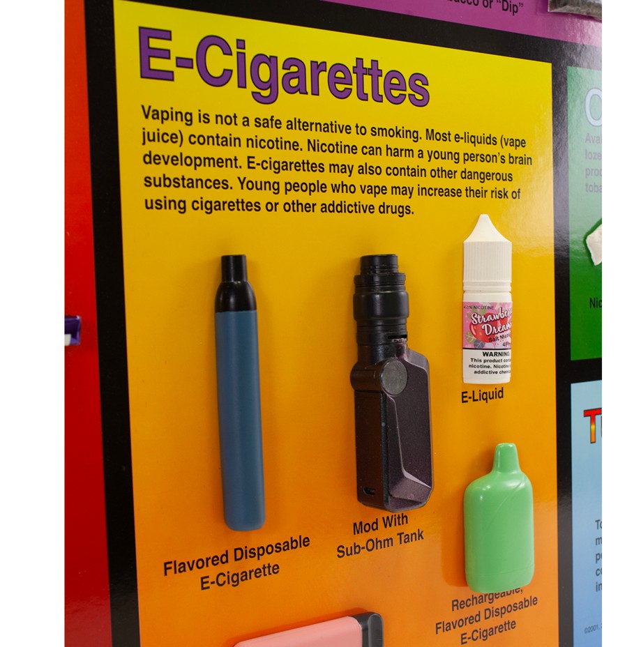 79225- NEED WEBSNIPPED2 A Closer Look at Tobacco 3-D Display - Image 3